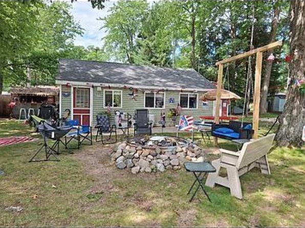 109 Woodland Walk