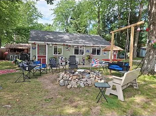 109 Woodland Walk, Lake, MI 48632
