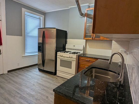 3rd image of 11339 S Langley Ave #1