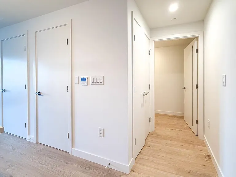 1680 E 12th Ave #204 — Photo 25