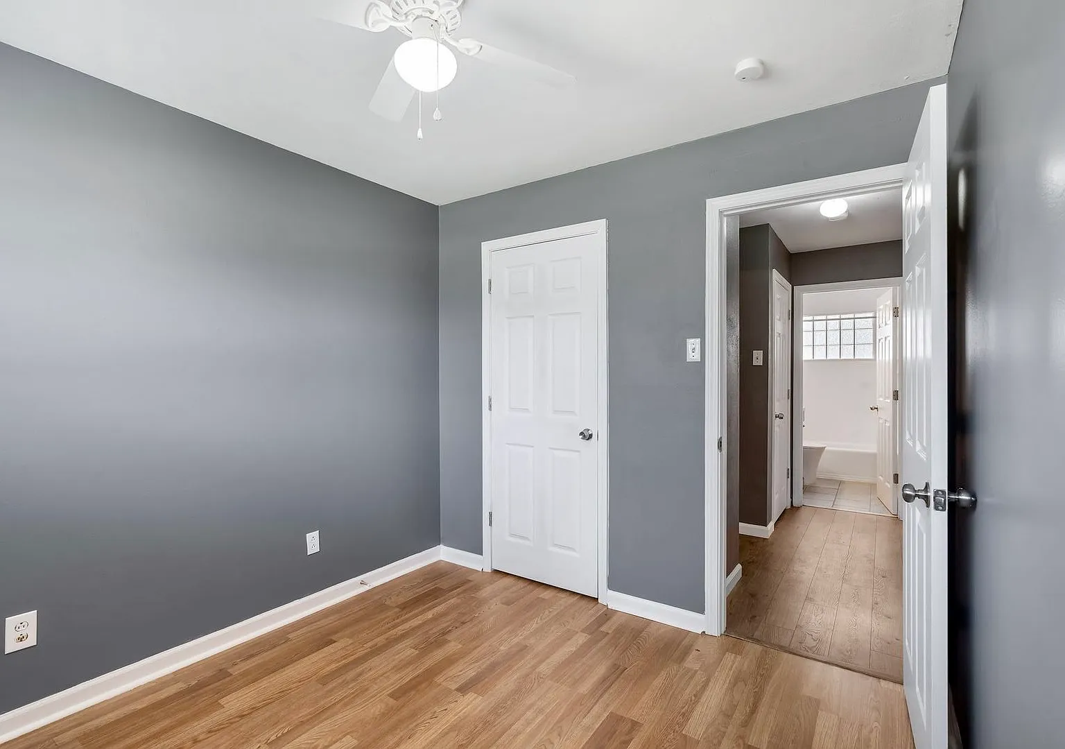 3 bed, 1272 sqft, $1,495 — Photo 4