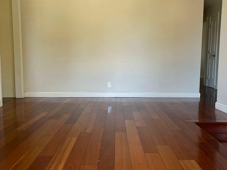 541 Tioga Ct — Photo 9