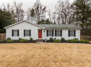 424 Nottingham Dr, Colonial Heights, VA 23834