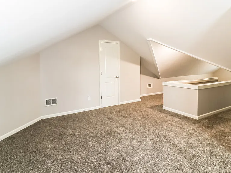 7584 Greenbrook Pkwy — Photo 8