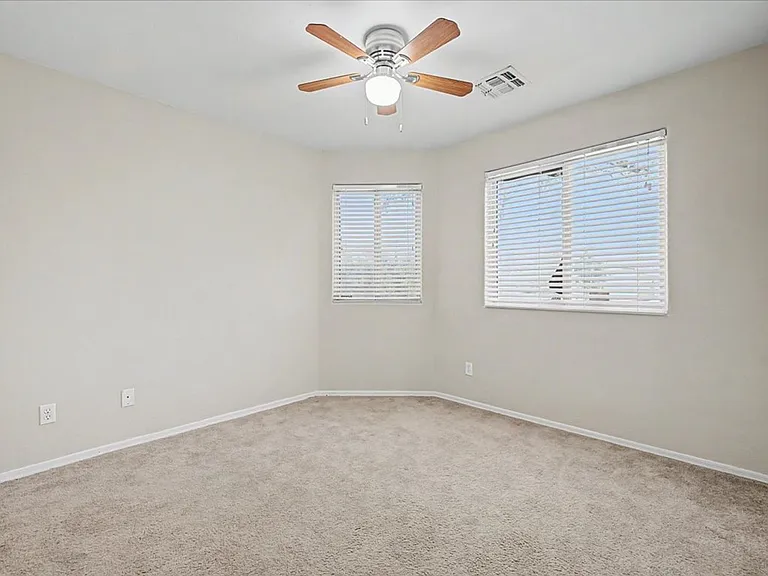 10451 E Vashon St — Photo 14