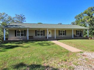 1120 Woodland Hills Rd, Irondale, MO 63648