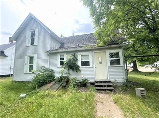 303 Blaine St, Merrill, WI 54452