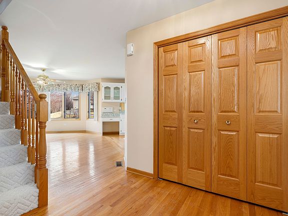 3rd image of 19308 Brushwood Ln