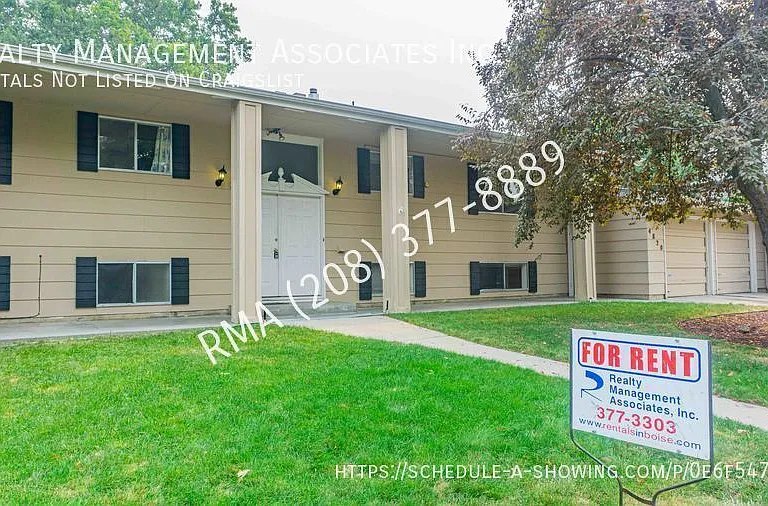 4820 N Wedge St — Photo 1