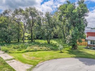 6123 Noland Rd, Shawnee, KS 66216