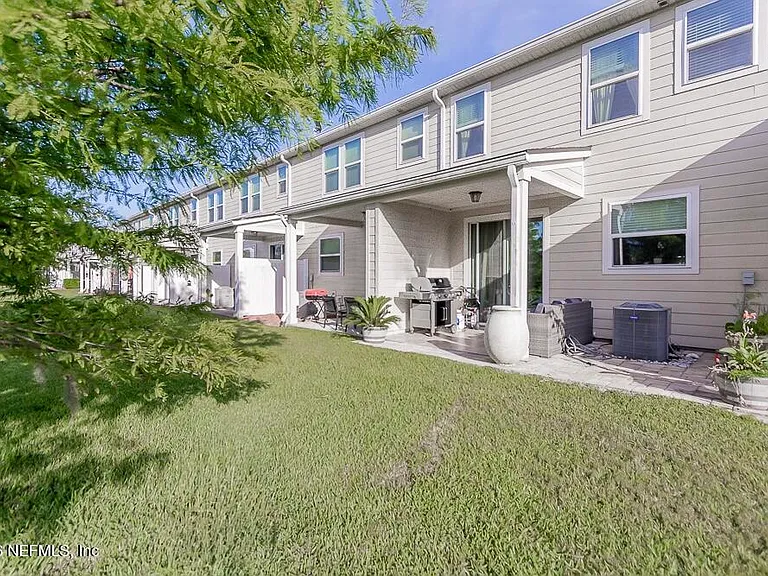 162 Nelson Ln — Photo 30