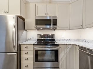 5 Colonial Dr APT 2, Andover, MA 01810