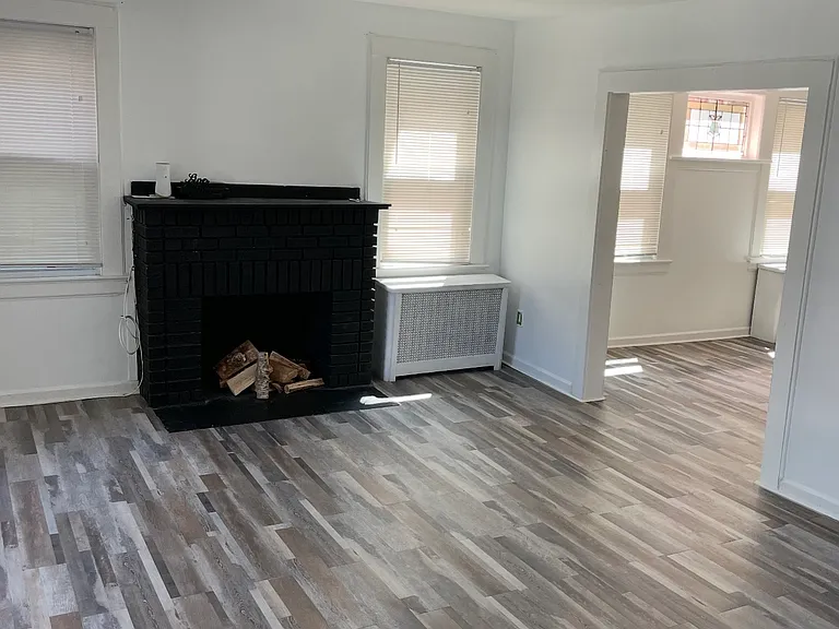 287 S Clinton St #2 — Photo 8