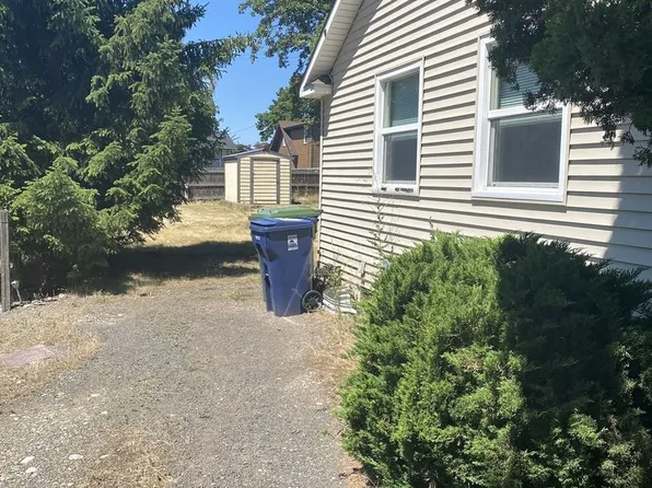2617 N Altamont St, Spokane, WA 99207