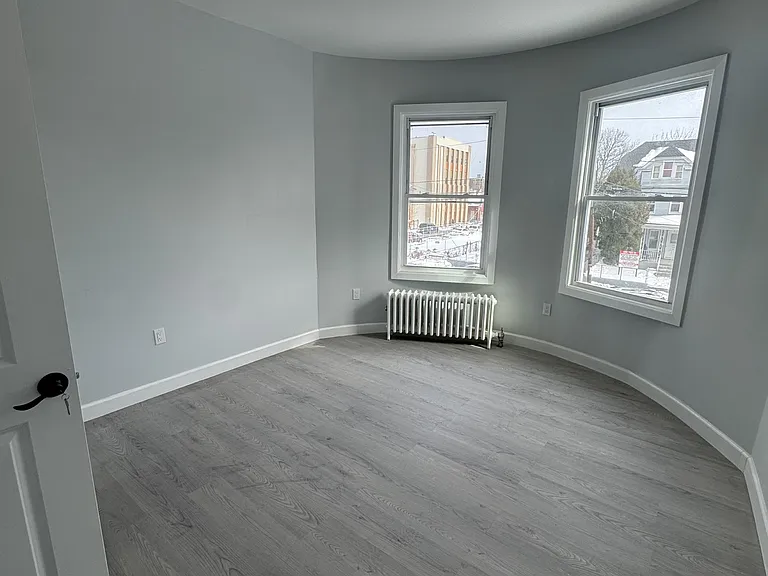 Bedroom #1