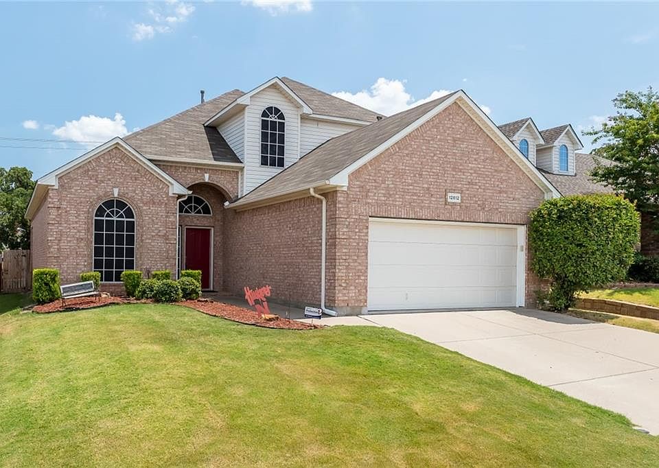 1st image of 12812 Dorset Dr