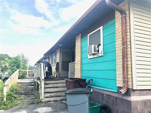 2nd image of 3772 W Loyola Dr