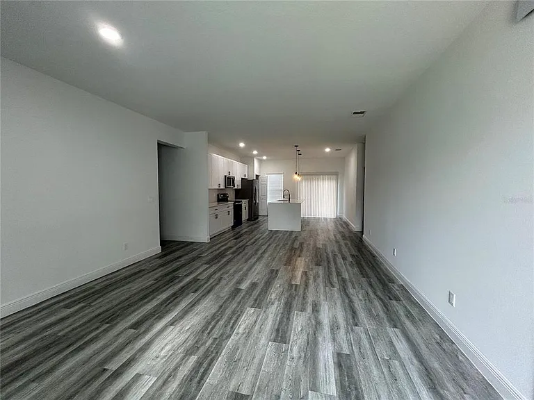 14445 SW 42nd Terrace Rd — Photo 2