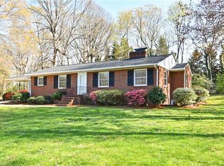 3830 Cavalier Dr, Winston Salem, NC 27104