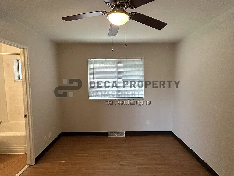 9385 Minerva Ave — Photo 6
