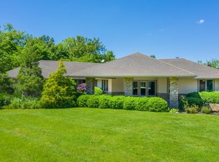 7651 W Forevergreen Dr, Columbia, MO 65203