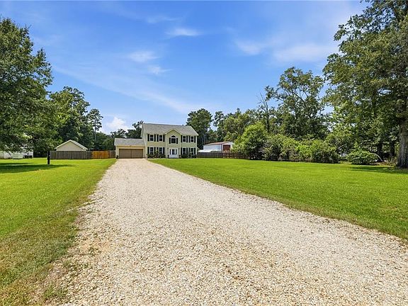 2nd image of 39261 Esterbrook Acres Dr