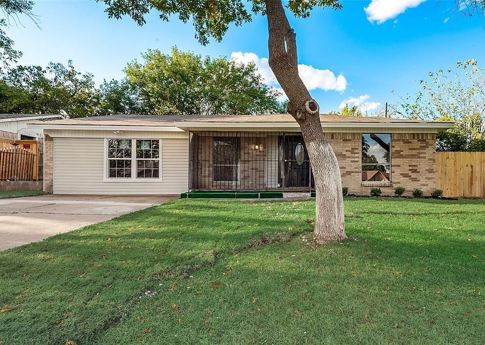 1st image of 4043 Ambrose Dr