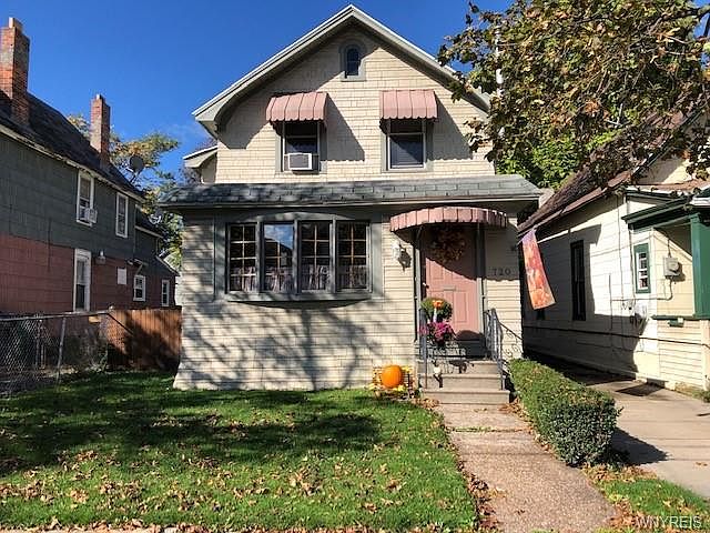 1st image of 720 Plymouth Ave