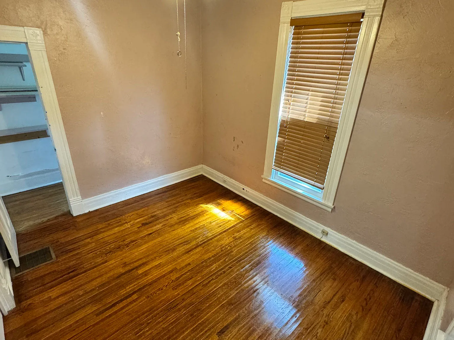 3 bed, $800 — Photo 3