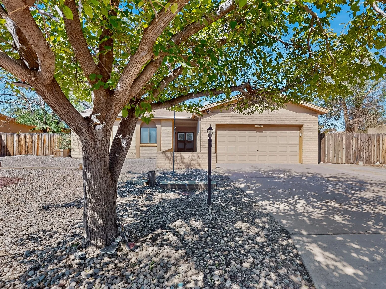 3 bed, 1510 sqft, $2,200 — Photo 4