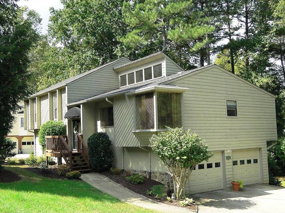 1st image of 645 Wood Valley Trce