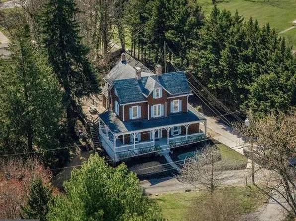 1809 Thornbury Rd, Baltimore, MD 21209