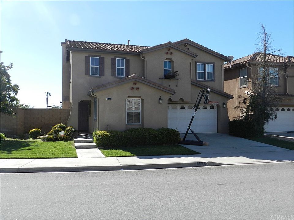 1st image of 16555 El Revino Dr