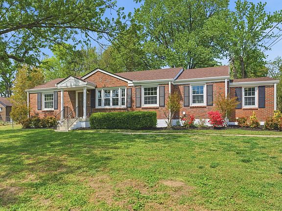 3rd image of 3340 Mimosa Dr
