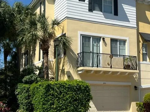 645 NW 38th Circle, Boca Raton, FL 33431