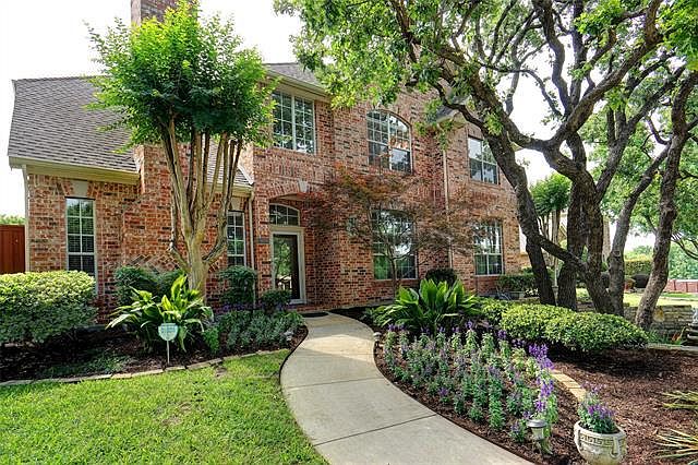 1st image of 109 Woodland Cv