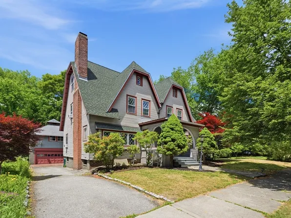 15 Haviland St, Worcester, MA 01602