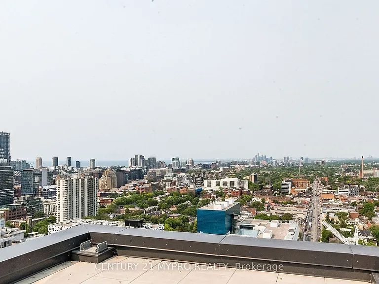 488 University Ave #2010 — Photo 13
