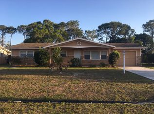 357 SE Calmoso Dr, Port Saint Lucie, FL 34983