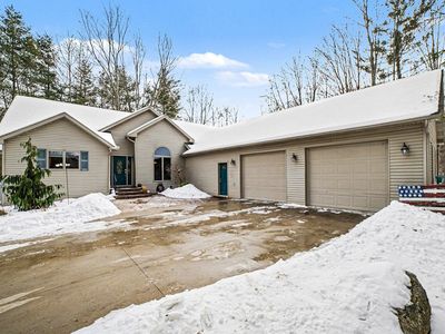 3177 W Walter Rd, Coleman, MI, 48618