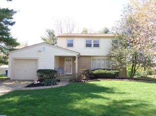 117 Capella Rd, Turnersville, NJ 08012