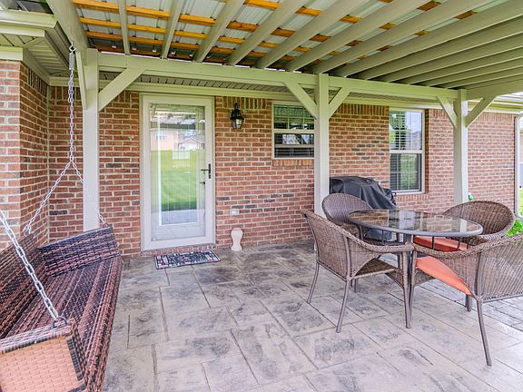 4th image of 467 Southern Cross Dr