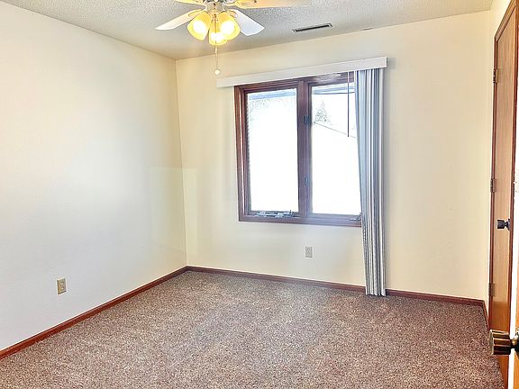 4th image of 1115 W 1st St #1-201