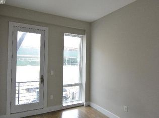 24 Harman St APT 2R, Brooklyn, NY 11221