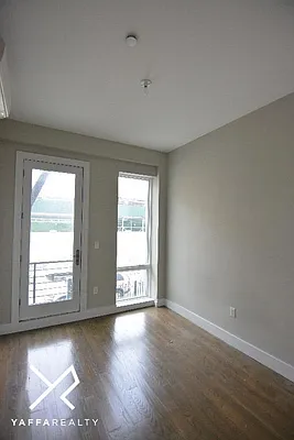 Rented by Yaffa Realty LLC | media 11