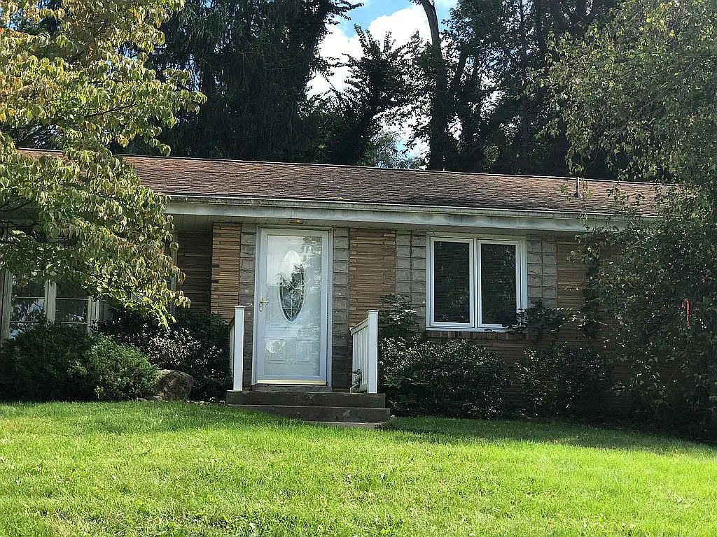 40 Sigrid Dr photo 1