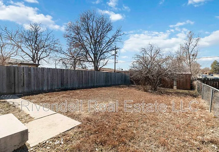 1127 Xenia St — Photo 11