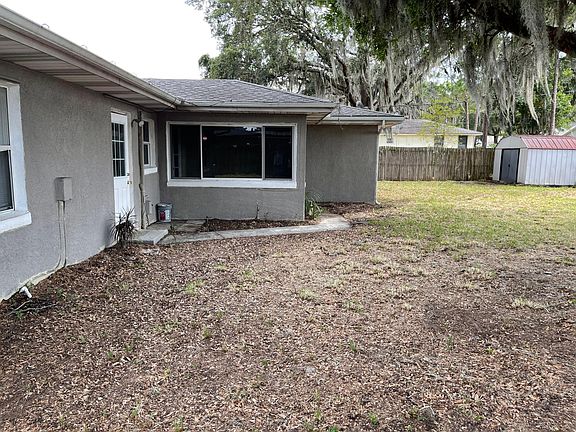 Fence Yard/10x12 shed