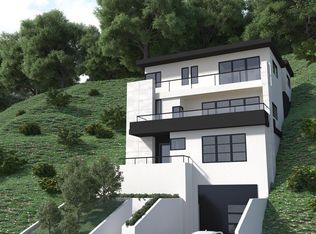 217 Sheridan Rd, Oakland, CA 94618