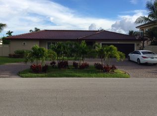 816 Coventry St, Boca Raton, FL 33487